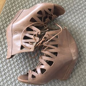 Bronx Lace Up Wedges Size 39